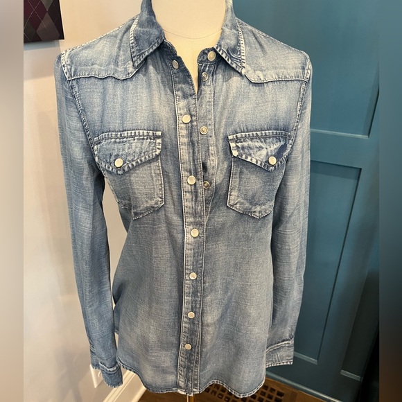 Jessica Simpson light denim top. Never worn. - Picture 1 of 4